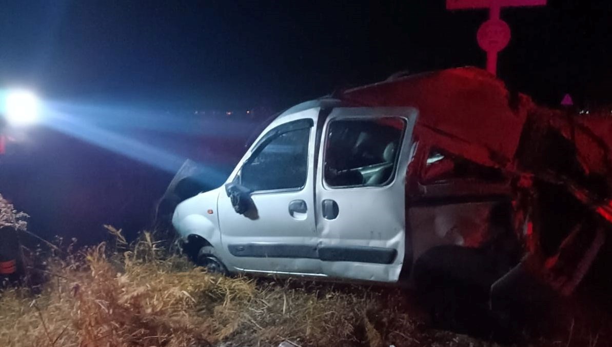 Burdur'da araç devrildi: 1 kişi hayatını kaybetti, 3 kişi yaralandı