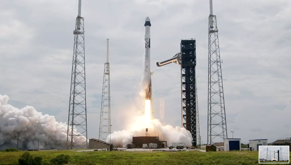 SpaceX'in Crew-9 misyonunun uzay yolculuğu başladı