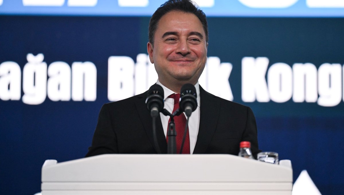 Ali Babacan yeniden DEVA Partisi Genel Başkanı seçildi