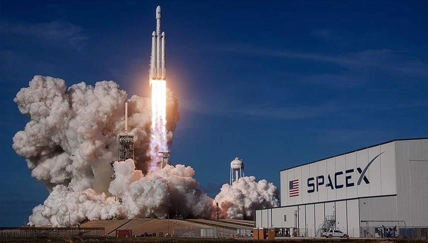 SpaceX, 21 adet Starlink'i yörüngeye fırlattı