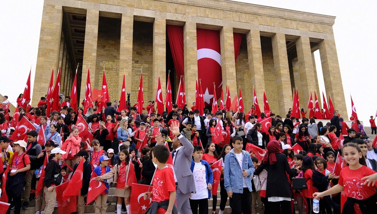 29 Ekim Anıtkabir ziyaret saatlerine yönelik açıklama: Anıtkabir bugün saat kaça kadar açık?