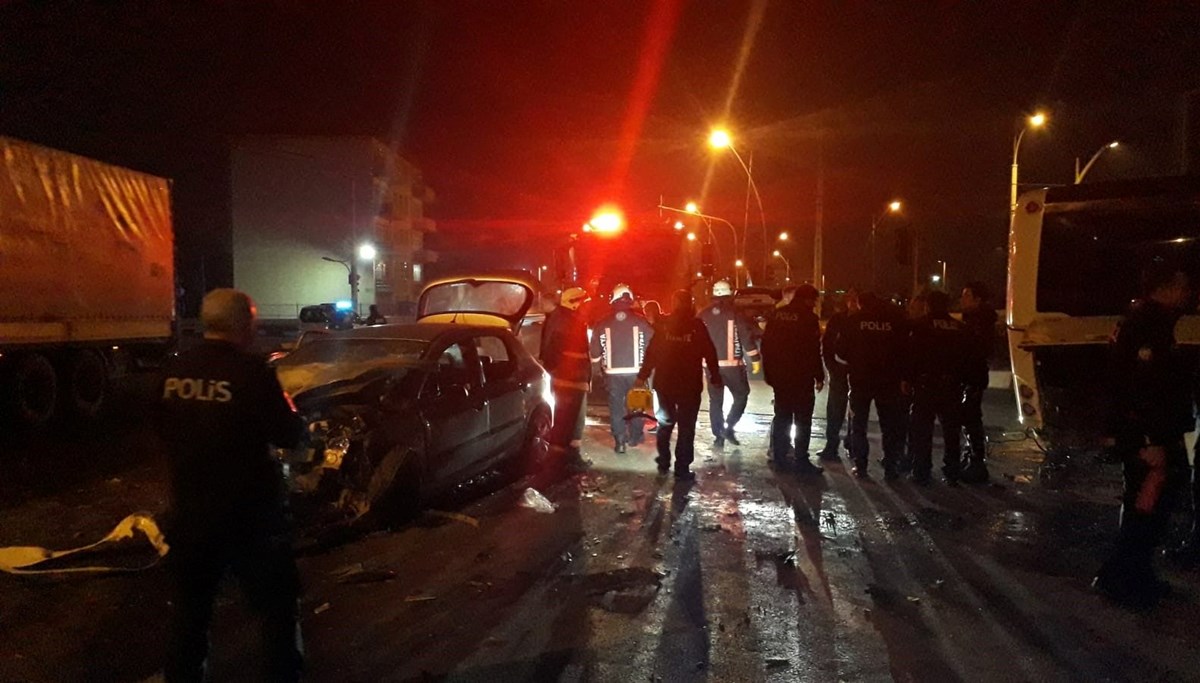 Malatya'da halk otobüsü ile otomobil çarpıştı: 1 ölü